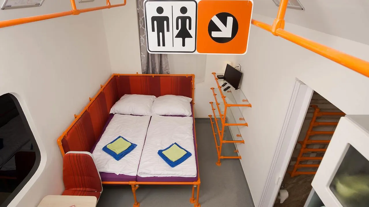 Metro Apartment Prague By Main Train And Bus Station